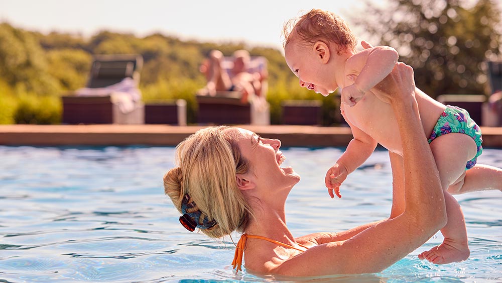 Bebekle Seyahat: Keyifli ve Sorunsuz Bir Tatil İçin İpuçları