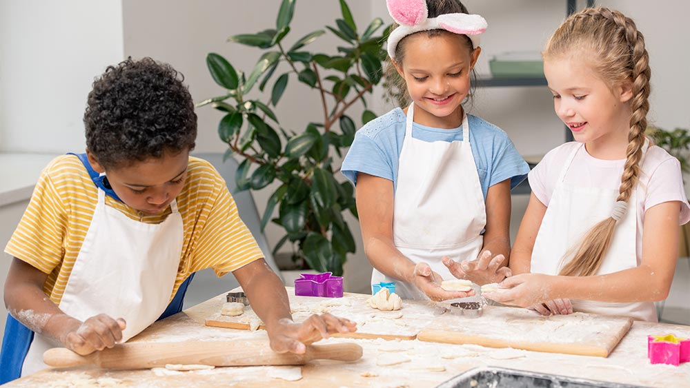 Çocuğunuzun Gelişimine Destek Olacak Bir Bakıcının Önemi ve Aktivite Rehberi