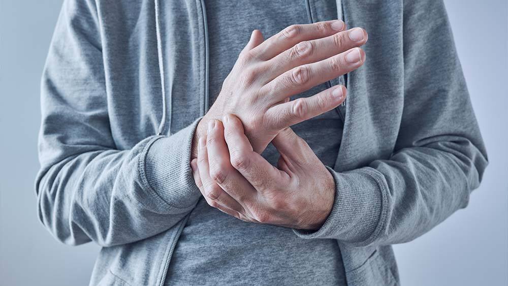 Romatoid Artrit Ağrılarını Hafifletmek için 5 Etkili Yol